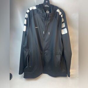 Nike Black and White Therma Fit Jacket Sz 2XL
